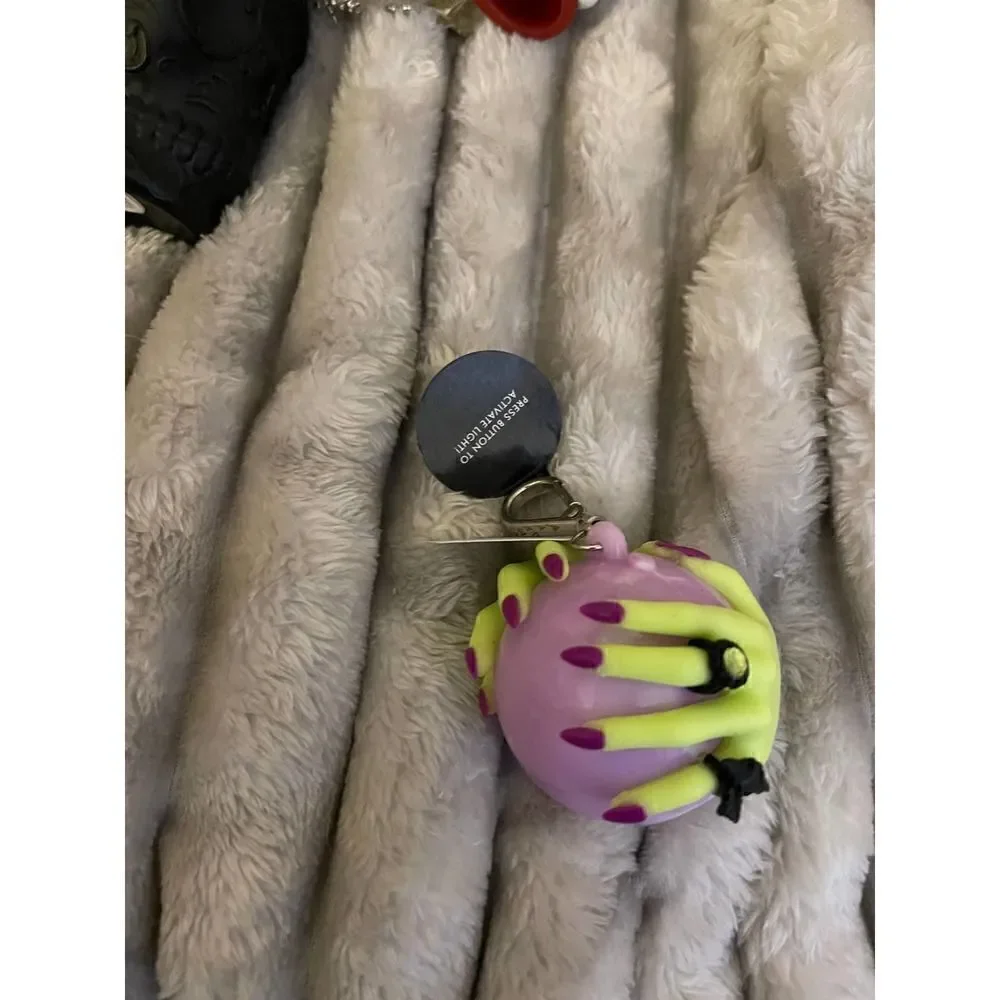 Bath & body works pocketbak holder light up witch hands crystal ball